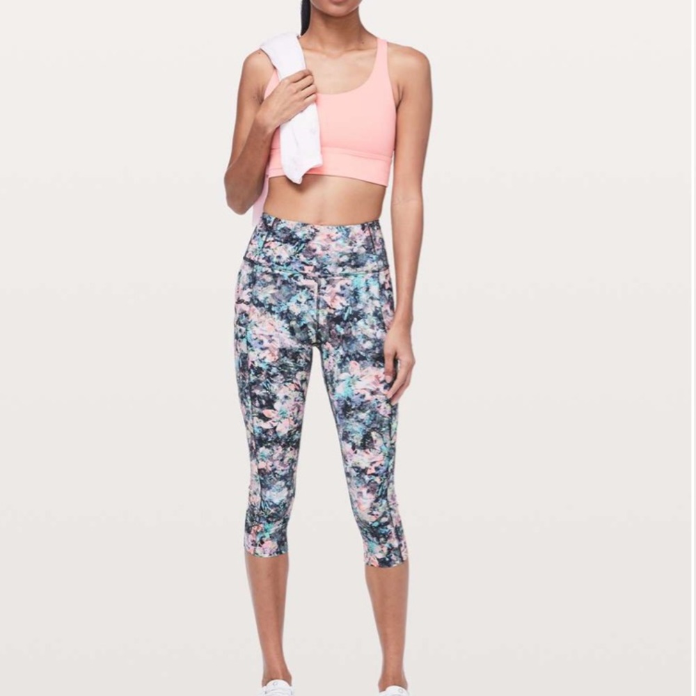 {Lululemon} Fast & Free Crop in Dappled Daze Multi